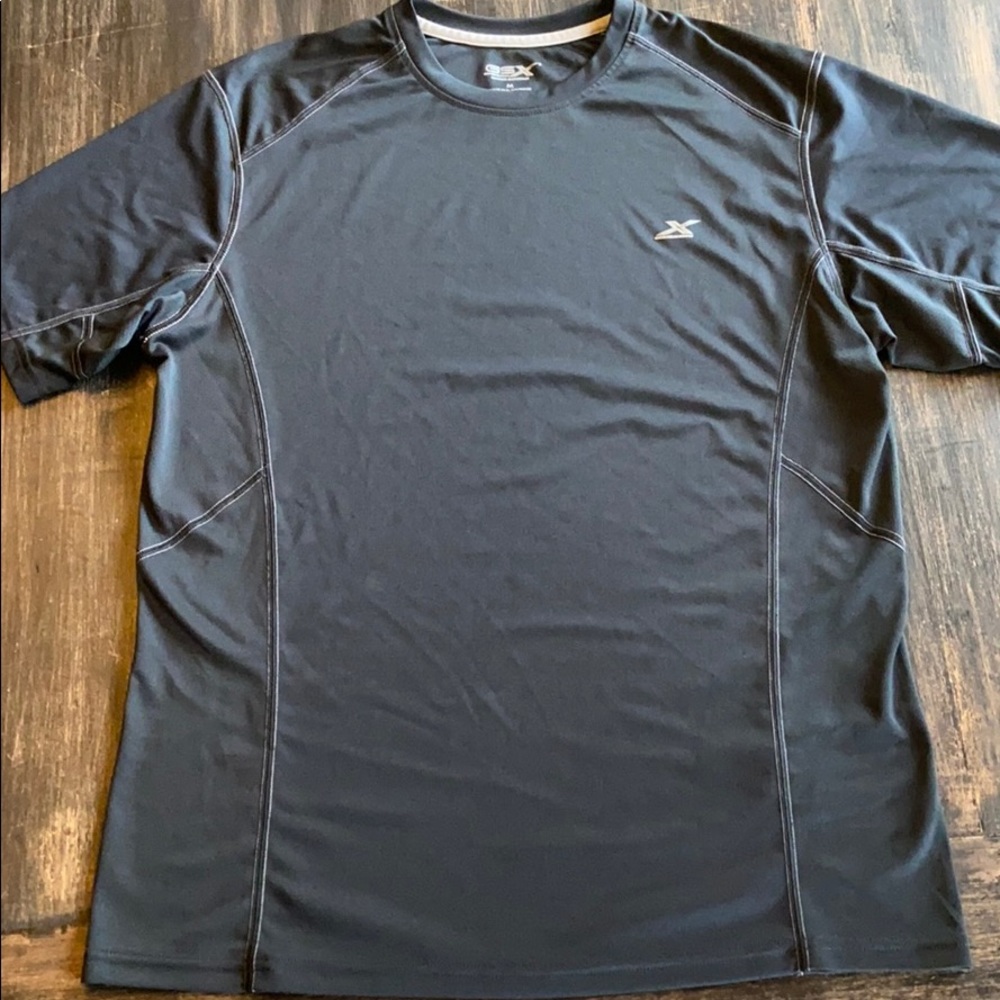 Athletic shirt